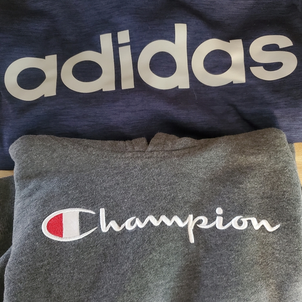 2 Hoodies size 7 and 8